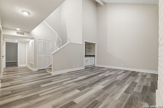 Image 3 of 26 For 3605 Hidden  B4