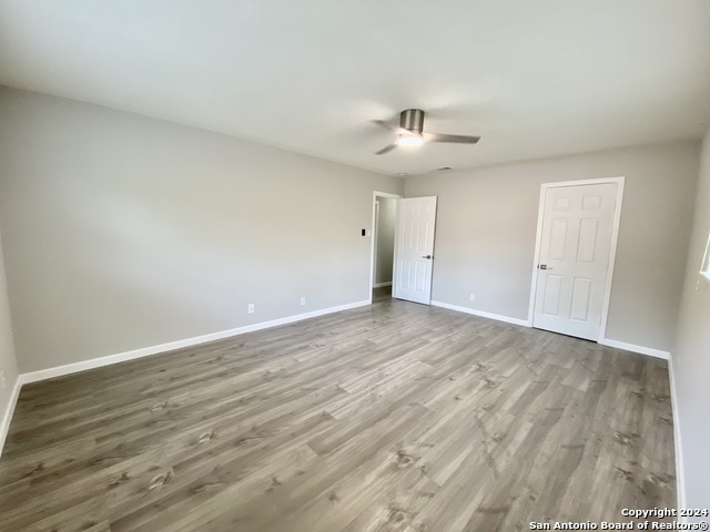 Image 28 of 50 For 3573 Red Oak Ln