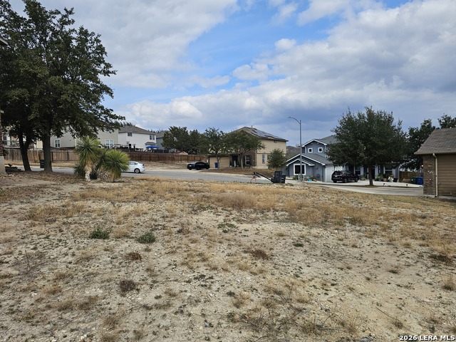 Image 3 of 4 For 6719 Ambergris Cv