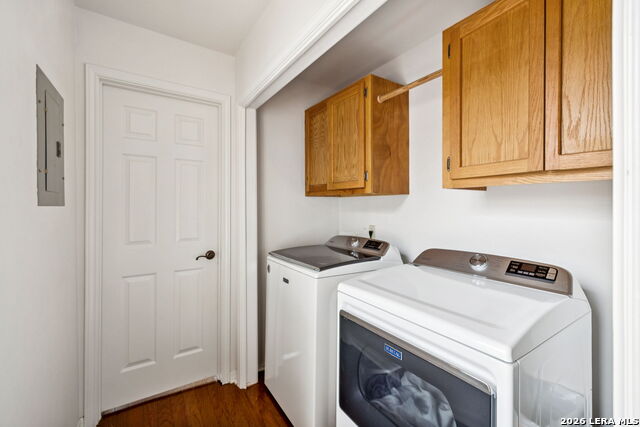 Image 26 of 39 For 411 Harmon Dr