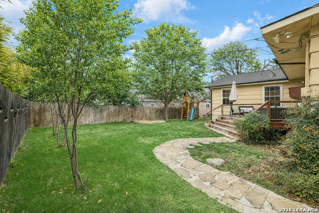 Image 37 of 39 For 411 Harmon Dr