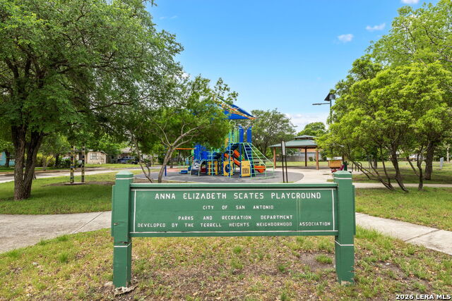 Image 38 of 39 For 411 Harmon Dr