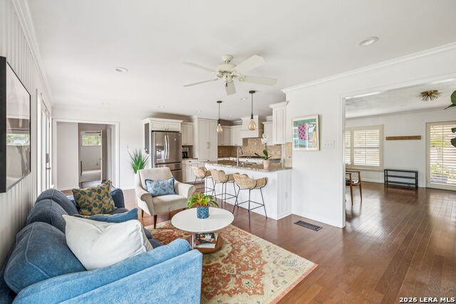 Image 8 of 39 For 411 Harmon Dr