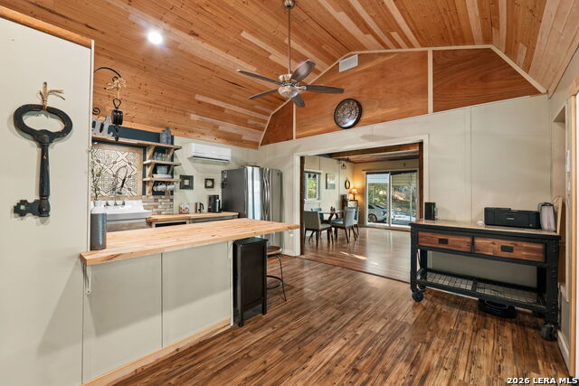 Image 12 of 36 For 9055 Rebecca Creek Rd