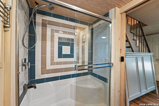 Image 18 of 36 For 9055 Rebecca Creek Rd