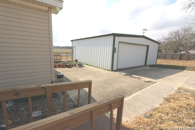 Image 3 of 34 For 133 Oak View