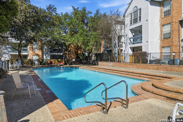 Image 19 of 20 For 11311 Sir Winston  111