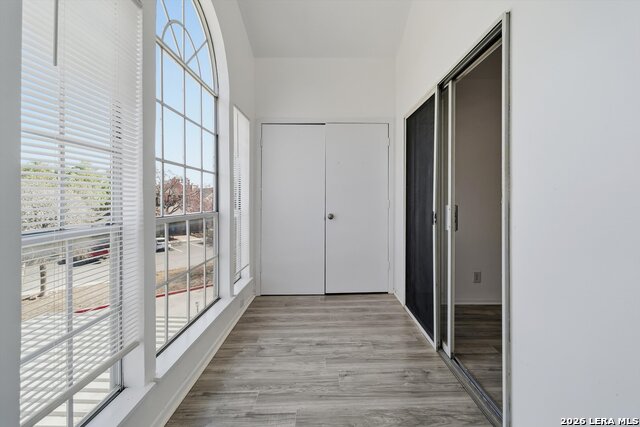 Image 2 of 20 For 11311 Sir Winston  111