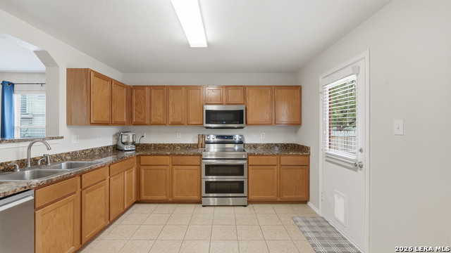 Image 14 of 30 For 16238 Galloping Oak