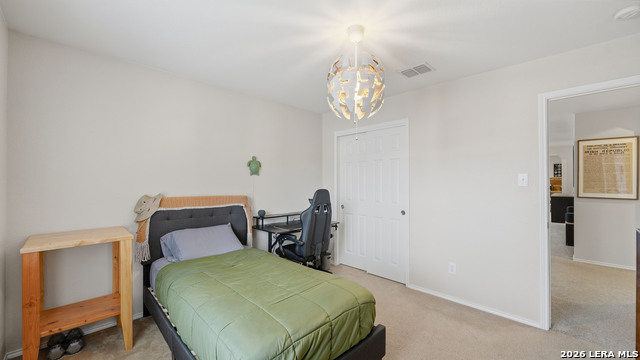 Image 21 of 30 For 16238 Galloping Oak