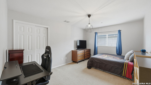 Image 23 of 30 For 16238 Galloping Oak