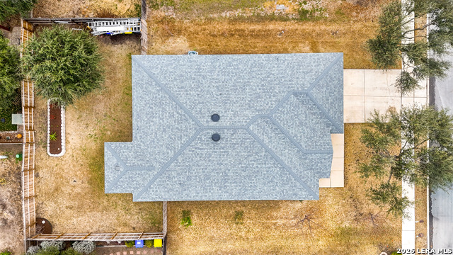 Image 29 of 30 For 16238 Galloping Oak