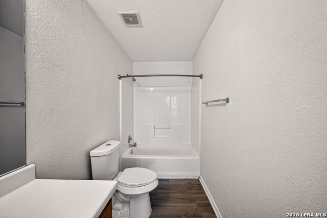 Image 24 of 35 For 4161 St Charles Bay