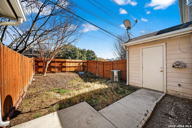 Image 32 of 35 For 4161 St Charles Bay