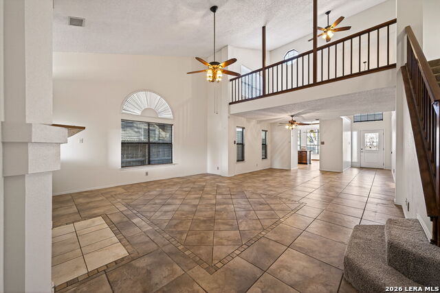 Image 11 of 38 For 3311 Green Spg Dr