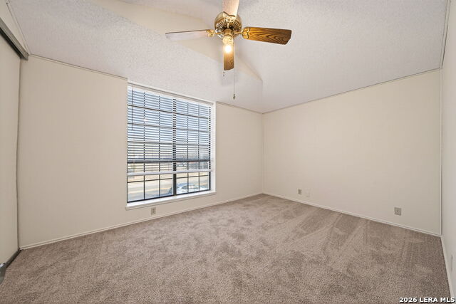 Image 31 of 38 For 3311 Green Spg Dr