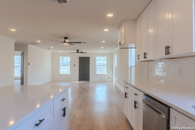 Image 23 of 43 For 1214 Hough  