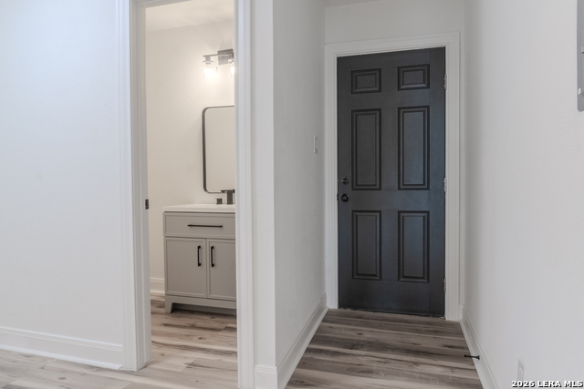 Image 25 of 43 For 1214 Hough  