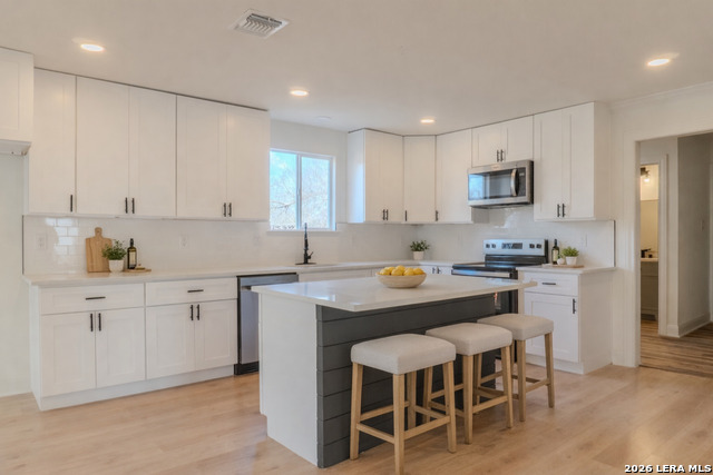 Image 7 of 43 For 1214 Hough  