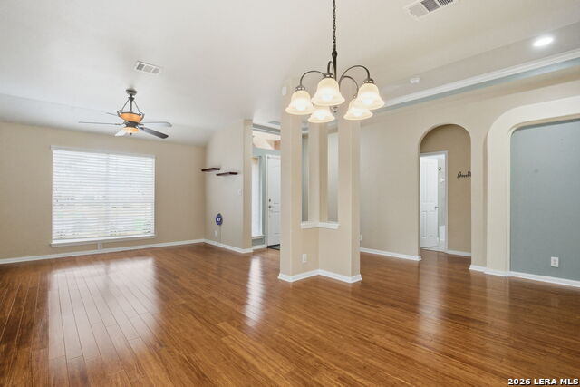 Listing photo id 5 for 14514 Gunter Ave