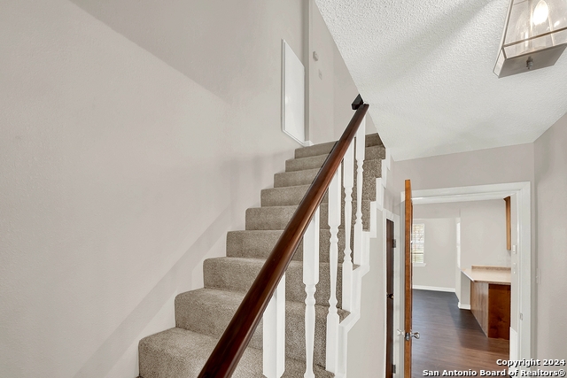 Image 22 of 33 For 603 N Rachel St