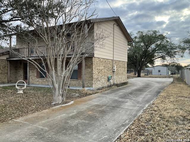 Image 30 of 33 For 603 N Rachel St