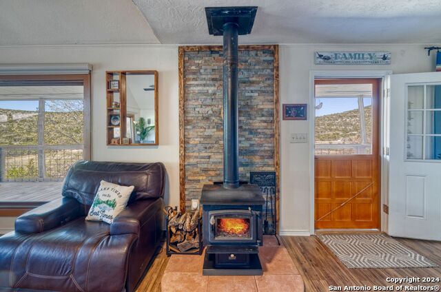 Image 21 of 63 For 281 Roaring Springs