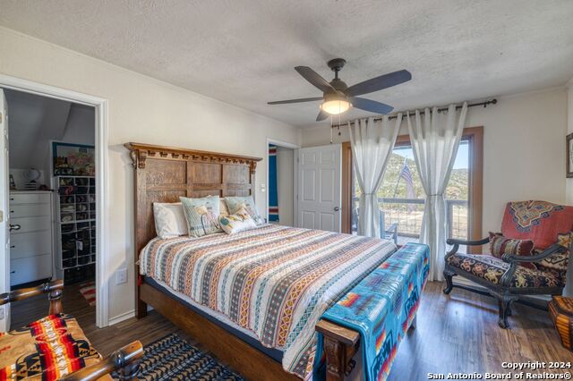 Image 27 of 63 For 281 Roaring Springs