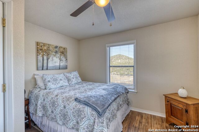 Image 34 of 63 For 281 Roaring Springs