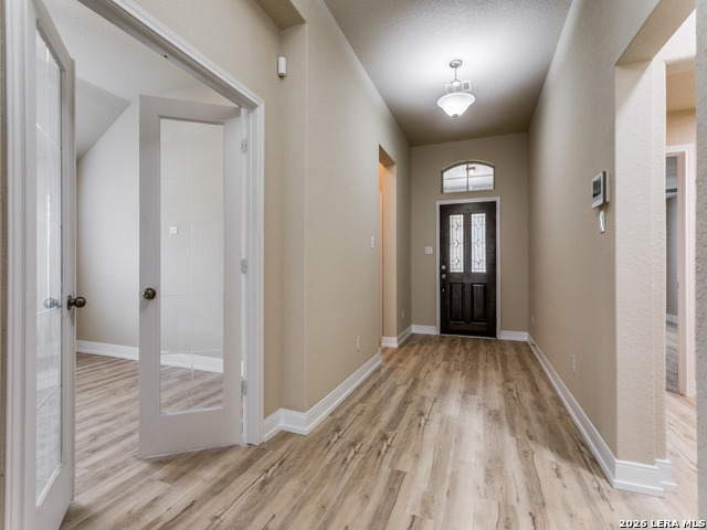 Image 4 of 32 For 615 Ridgebranch