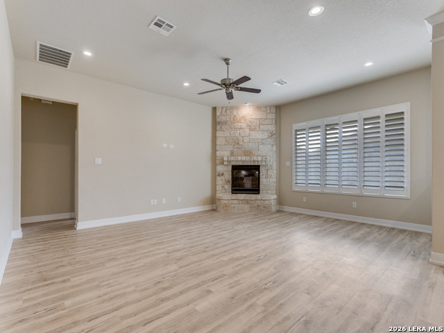 Image 5 of 32 For 615 Ridgebranch