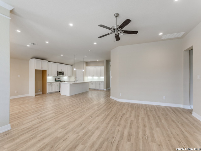 Image 7 of 32 For 615 Ridgebranch