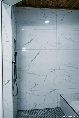 Image 14 of 20 For 108 S Bluebonnet