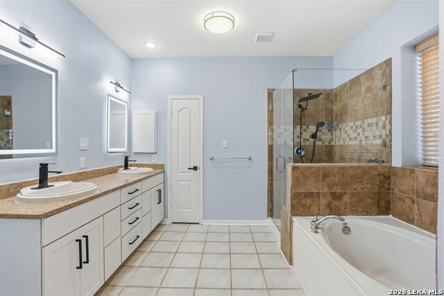 Image 22 of 46 For 18110 Cougar Bluff