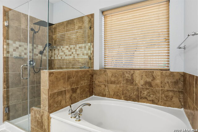 Image 24 of 46 For 18110 Cougar Bluff