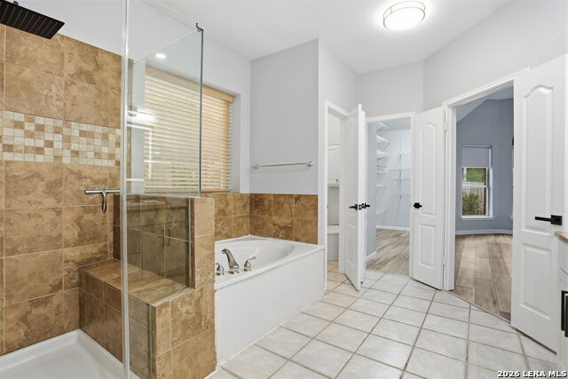 Image 26 of 46 For 18110 Cougar Bluff