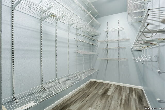 Image 27 of 46 For 18110 Cougar Bluff