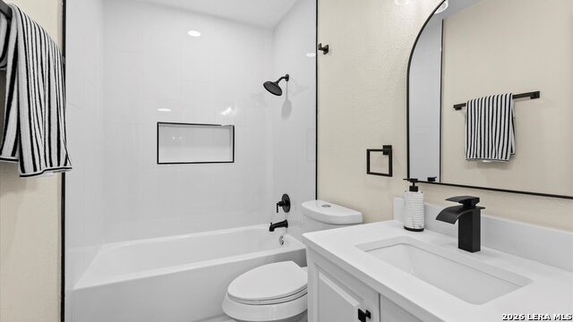 Image 12 of 33 For 300 Ridge Crest