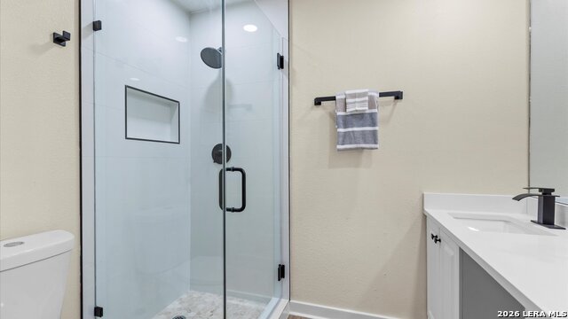 Image 18 of 33 For 300 Ridge Crest