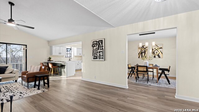 Image 5 of 33 For 300 Ridge Crest