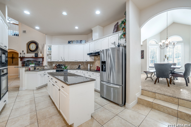 Image 12 of 30 For 16502 Loma Landing