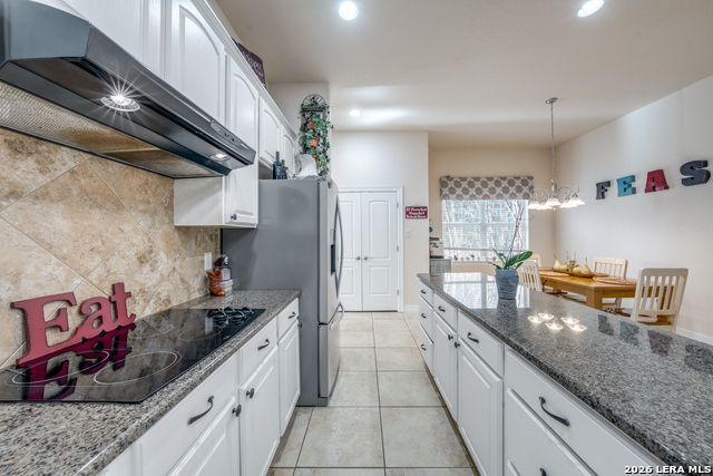 Image 14 of 30 For 16502 Loma Landing