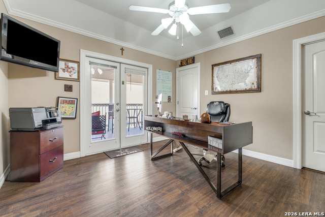 Image 25 of 30 For 16502 Loma Landing