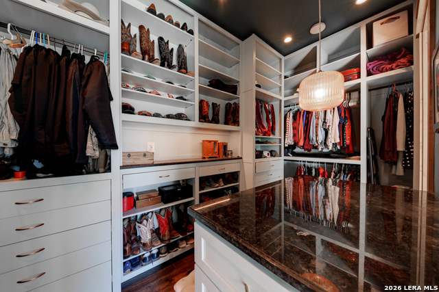 Image 19 of 50 For 13944 Fm 32  