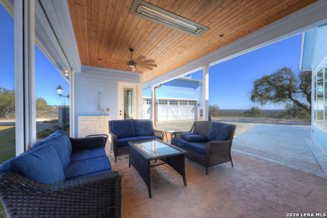 Image 24 of 50 For 13944 Fm 32  