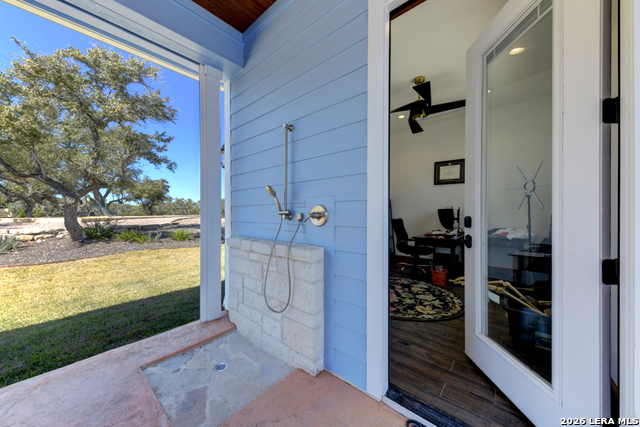 Image 27 of 50 For 13944 Fm 32  