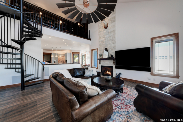 Image 7 of 50 For 13944 Fm 32  