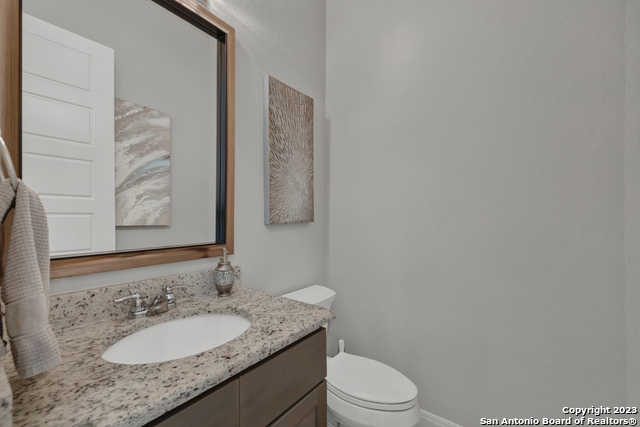 Image 16 of 46 For 1426 Village Inn