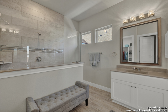 Image 20 of 46 For 1426 Village Inn