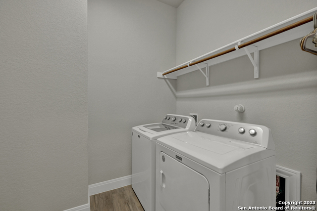 Image 22 of 46 For 1426 Village Inn